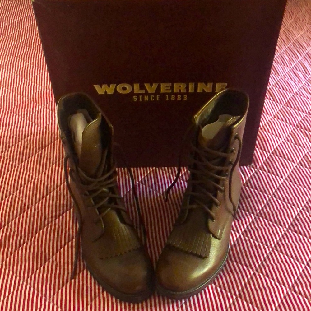 Wolverine 6” Kiltie Lace Up Taupe Leather Boots. Size 8.5 M US